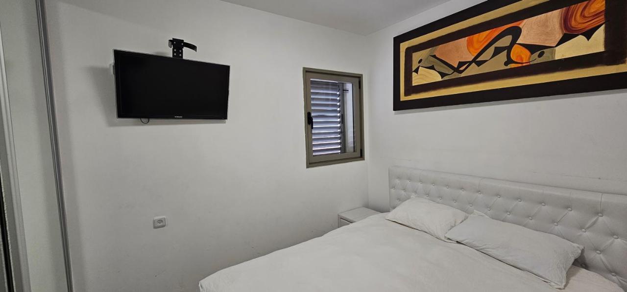 Top-Luxury Exclusive Аpt With Jacuzzi In Front Of The Sea Eilat Eksteriør bilde