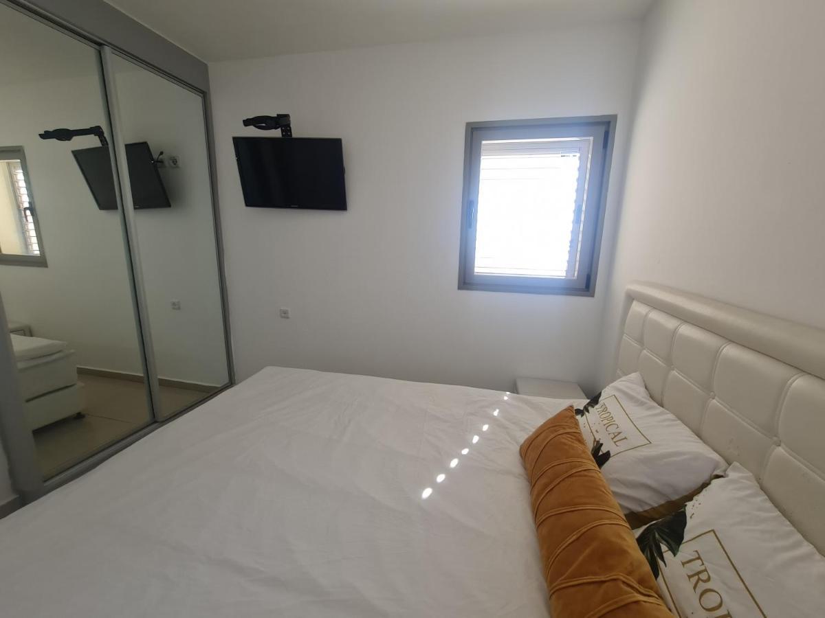 Top-Luxury Exclusive Аpt With Jacuzzi In Front Of The Sea Eilat Eksteriør bilde